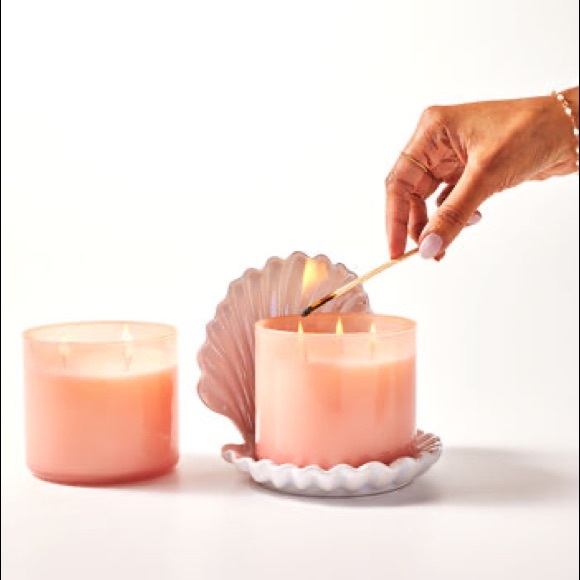 HOLIDAY SPECIAL- CLAM SHELL 3-Wick Candle Holder: Bath & Body Works - Picture 10 of 15